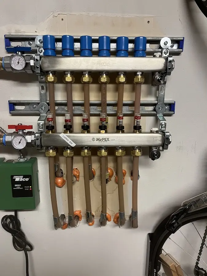 Plumber performing Leak Detection at a residential property in Eldridge