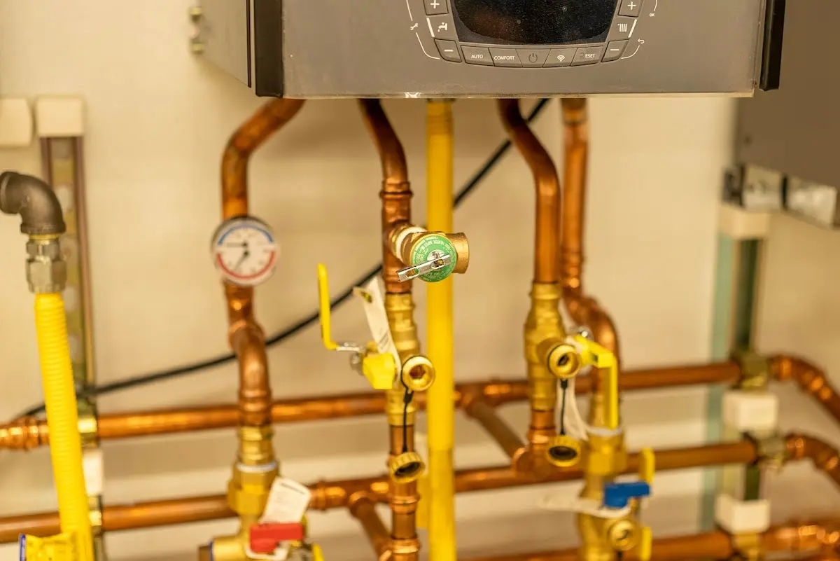 Licensed technician providing Slab Leak Repair for a homeowner in Eldridge